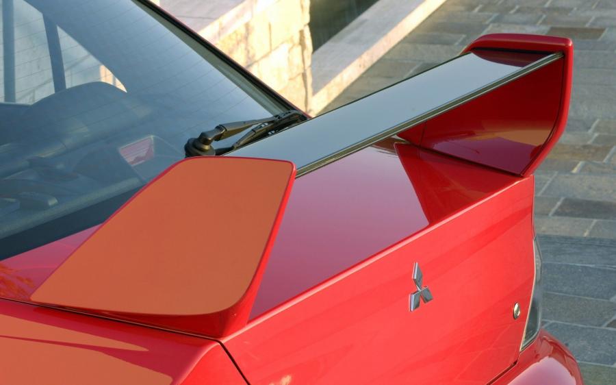 Mitsubishi Lancer Evolution IX MR 2007 года  (фото 5 из 129)